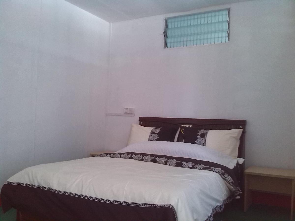 Airlines Business Hotel Port Vila Room photo